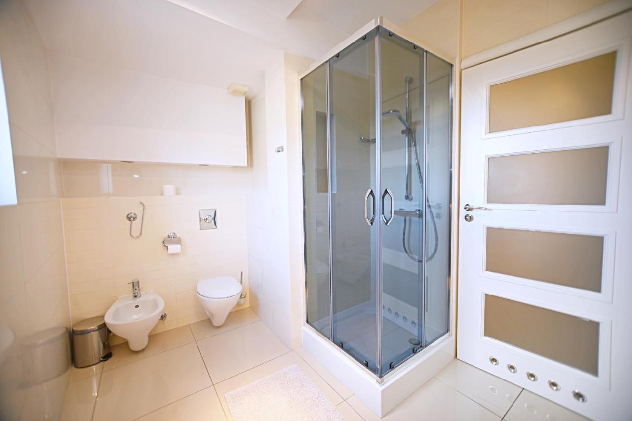 Victus Apartamenty, Apartamenty Cadena ソポト エクステリア 写真